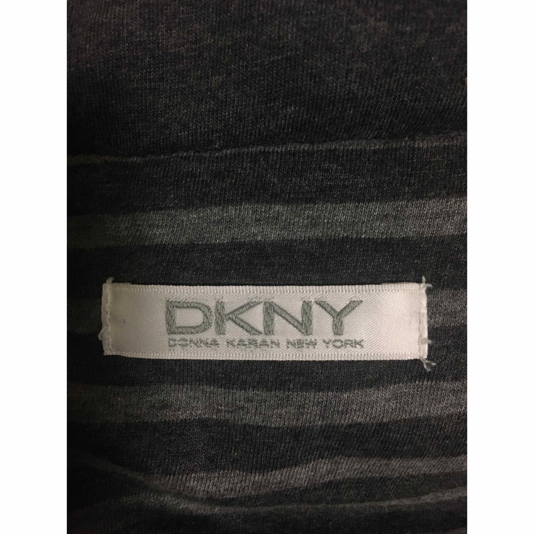 DKNY(ダナキャランニューヨーク)のDKNY ダウンベスト レディースのジャケット/アウター(ダウンベスト)の商品写真