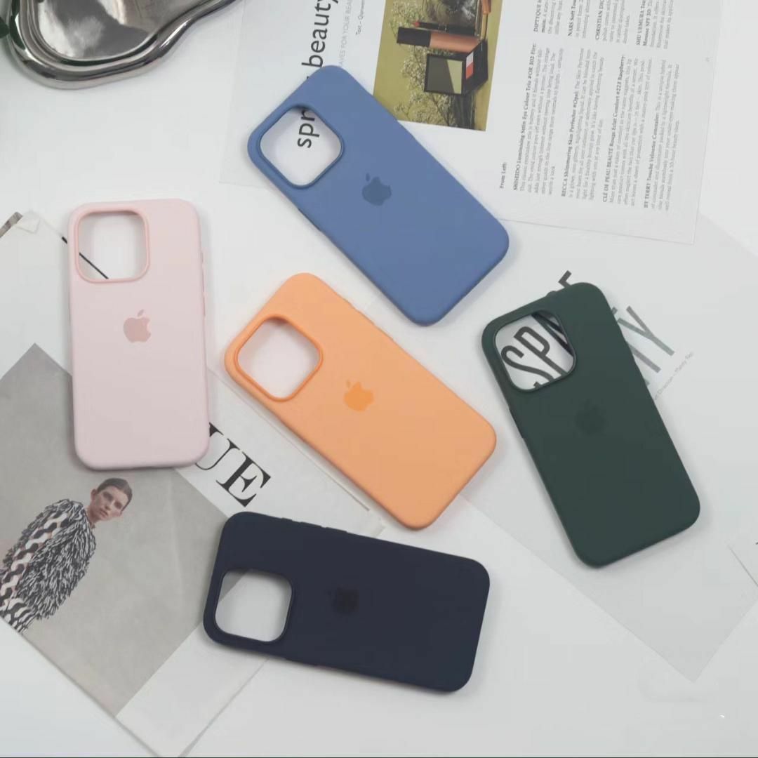 新品】純正互換品iPhone 15 pro シリコンケース サイプレスの 新品】純正互換品iPhone 15 pro シリコンケース サイプレスの