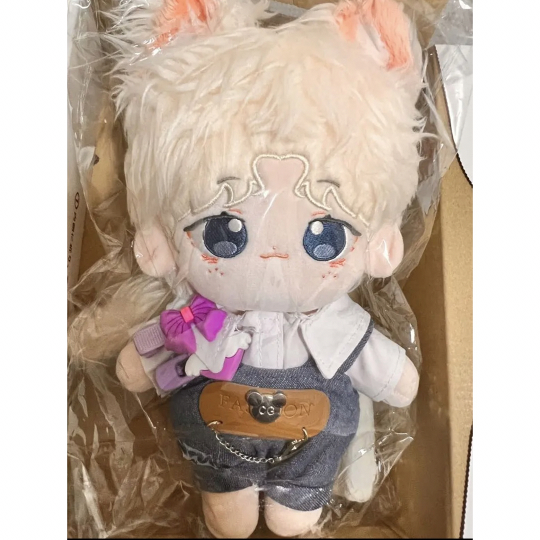 stray kids リノ　ぬいぐるみ　20cm 新品　ドール