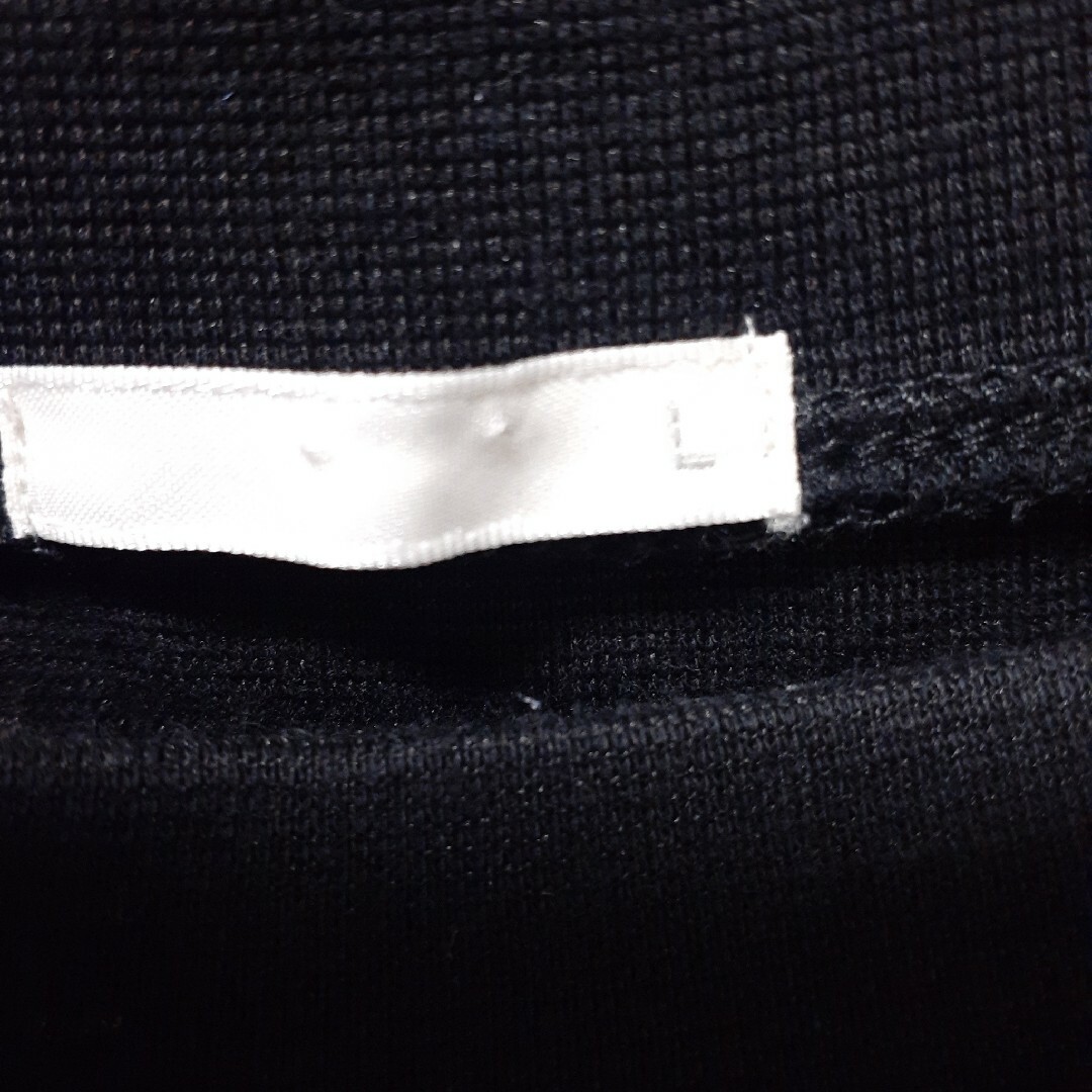 GU(ジーユー)の古着 GU ジーユー スウェット トレーナー ブラック ティーシャツ Tシャツ レディースのトップス(トレーナー/スウェット)の商品写真