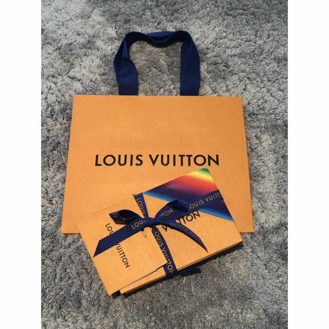 LOUIS VUITTON(ルイヴィトン)の【新品】★激レア【Louis Vuitton】ビジュー サックLVプリズム メンズのアクセサリー(その他)の商品写真