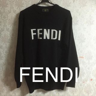 フェンディ(FENDI)のFENDI フェンディ イタリア製 ニット 送料無料！(ニット/セーター)