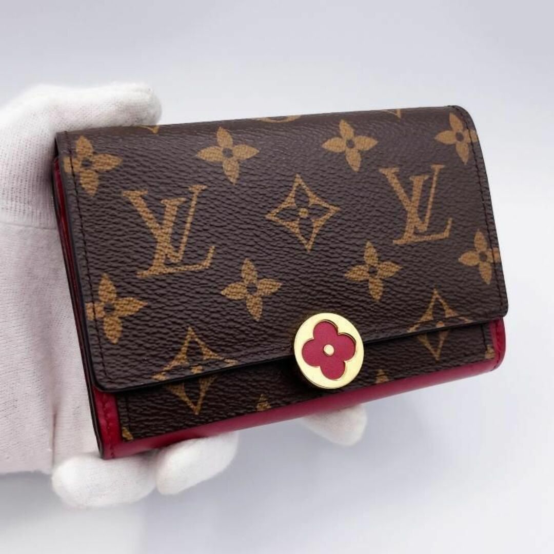 LOUIS VUITTON(ルイヴィトン)のフューシャカラーが可愛すぎ♪　ヴィトン財布　ポルトフォイユ　フロール　コンパクト レディースのファッション小物(財布)の商品写真