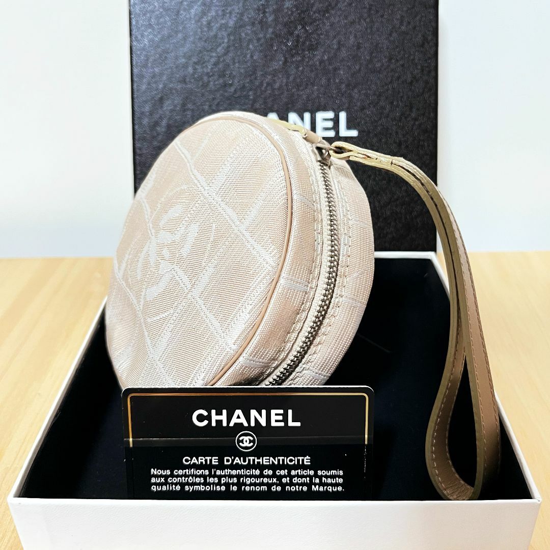 CHANEL - CHANEL シャネル ニュートラベルライン 丸型ポーチ ラウンド ...