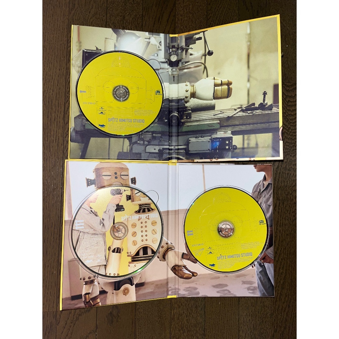 スピッツspitzひみつスタジオ CD Blu-ray 完全限定生産新品-