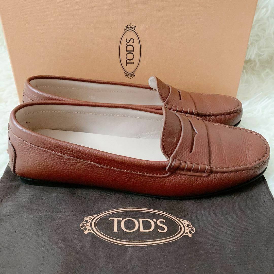 【未使用品】 TOD'S   レザー　モカシン  ドライビングシューズ