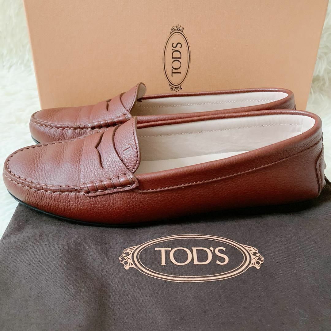 【未使用品】 TOD'S   レザー　モカシン  ドライビングシューズ