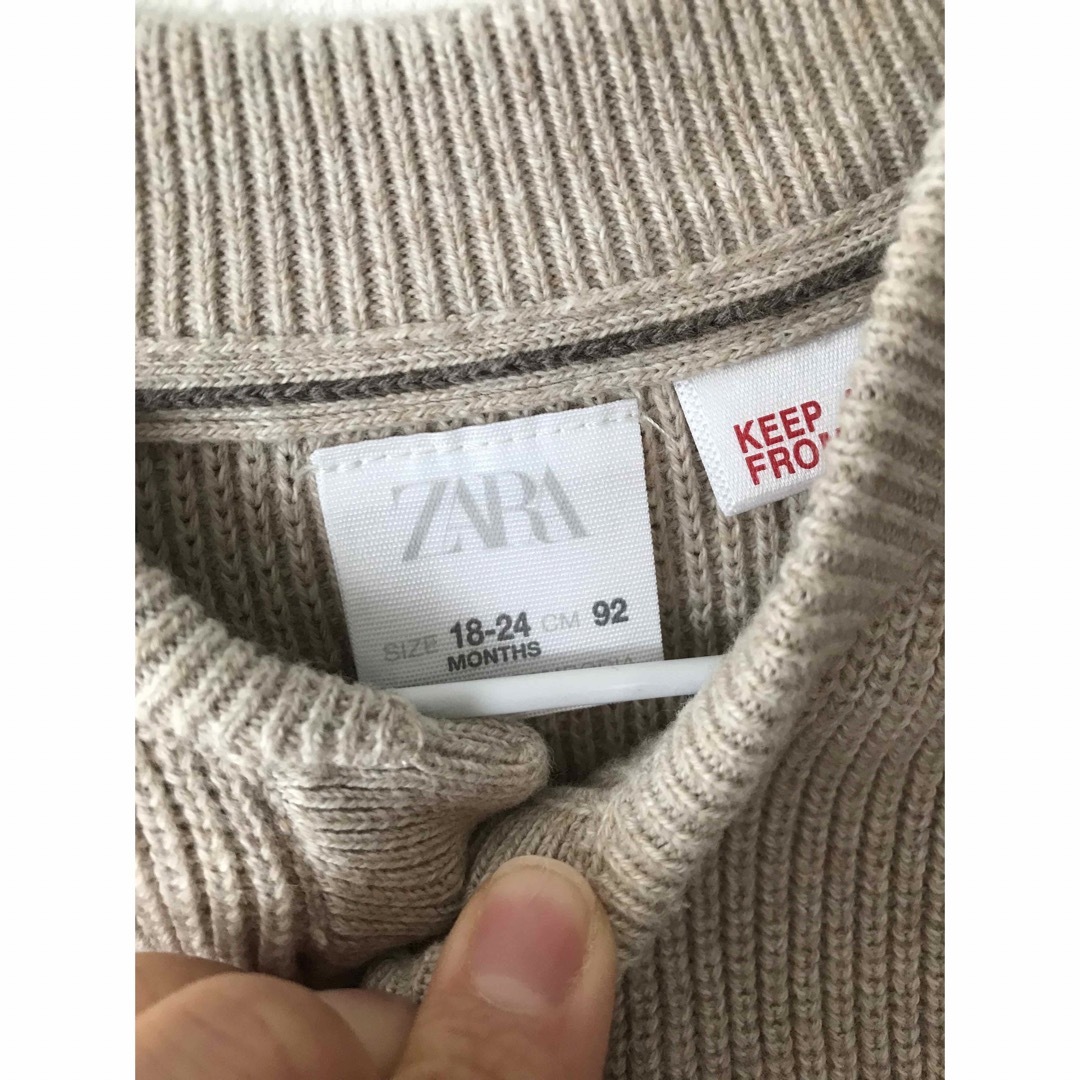 ZARA KIDS(ザラキッズ)のZARAkids ニットカーディガン サイズ92 キッズ/ベビー/マタニティのキッズ服女の子用(90cm~)(カーディガン)の商品写真