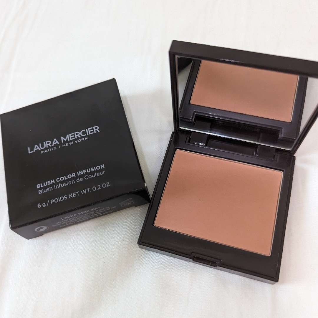 laura mercier(ローラメルシエ)のローラメルシエ　ブラッシュカラーインフュージョン　04 ジンジャー コスメ/美容のベースメイク/化粧品(チーク)の商品写真