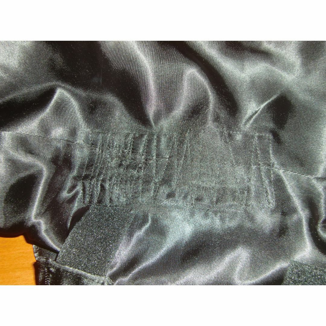 キングオージャーで使用のブランド　フェトウス　サテンパンツ　黒　ベルトタイプ