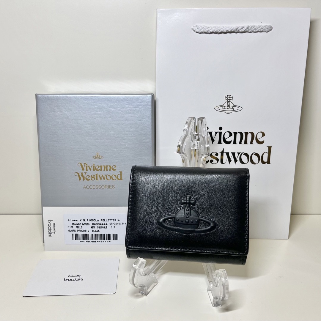 Vivienne Westwood(ヴィヴィアンウエストウッド)の✨新品✨ヴィヴィアンウエストウッド  三つ折財布 レディースのファッション小物(財布)の商品写真