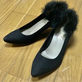 ベティクラブ(BETTYCLUB)のほぼ新品♡ かかとファーパンプス マルイ購入♡ ベティクラブ bettyclub(ハイヒール/パンプス)