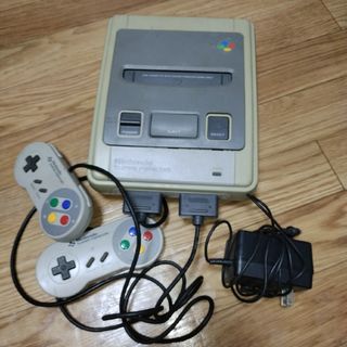 スーパーファミコン(スーパーファミコン)のスーパーファミコン本体(家庭用ゲーム機本体)