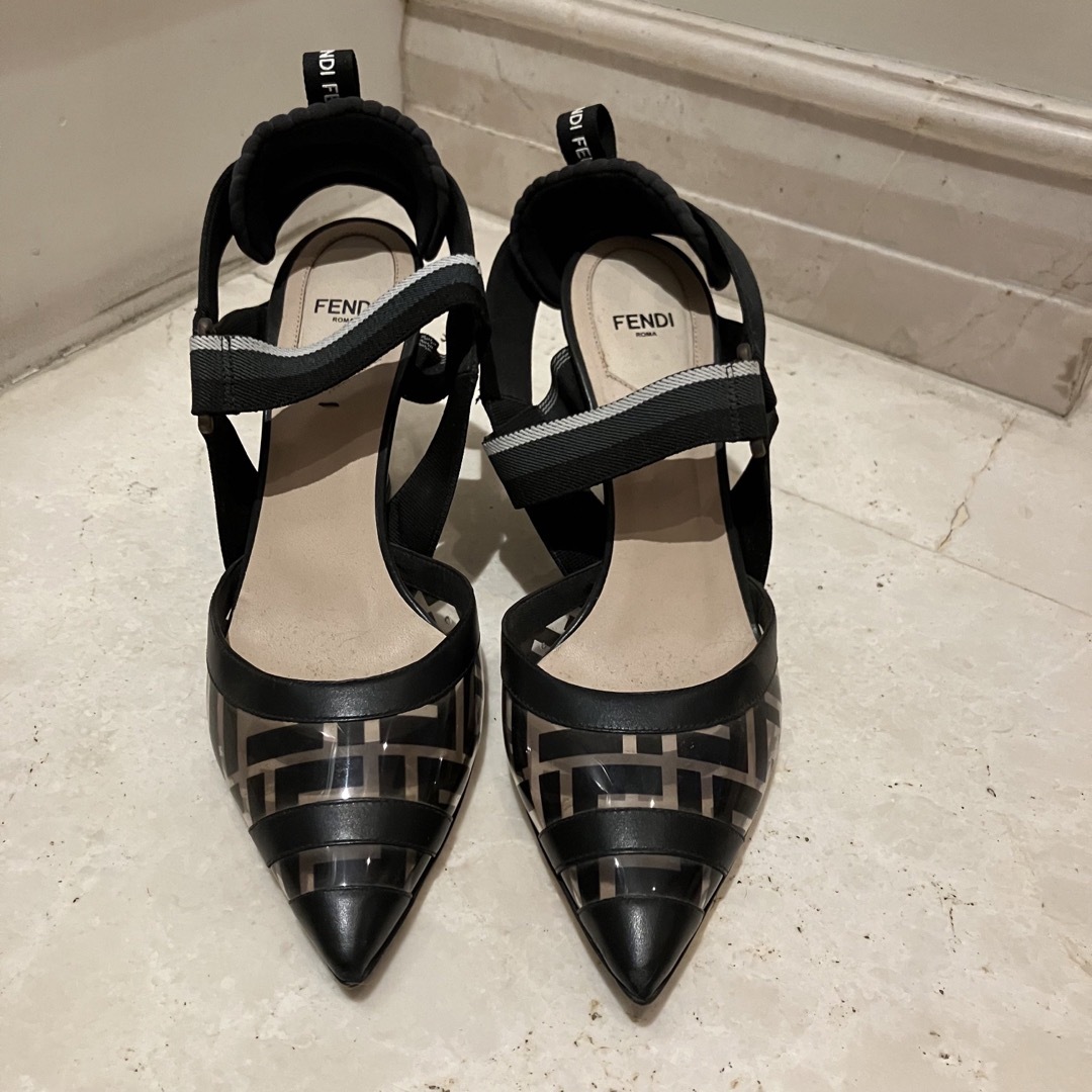 FENDI フェンディ コリブリ 38.5 - ハイヒール/パンプス