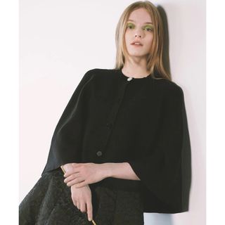 トッカ(TOCCA)のToccaアウター新品♡9/20(ポンチョ)