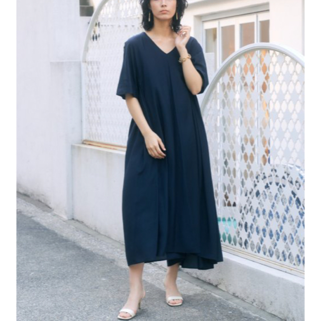 ANAYI - 新品✨タグ付き♪定価46,000円 アナイ ワンピース ネイビー 大