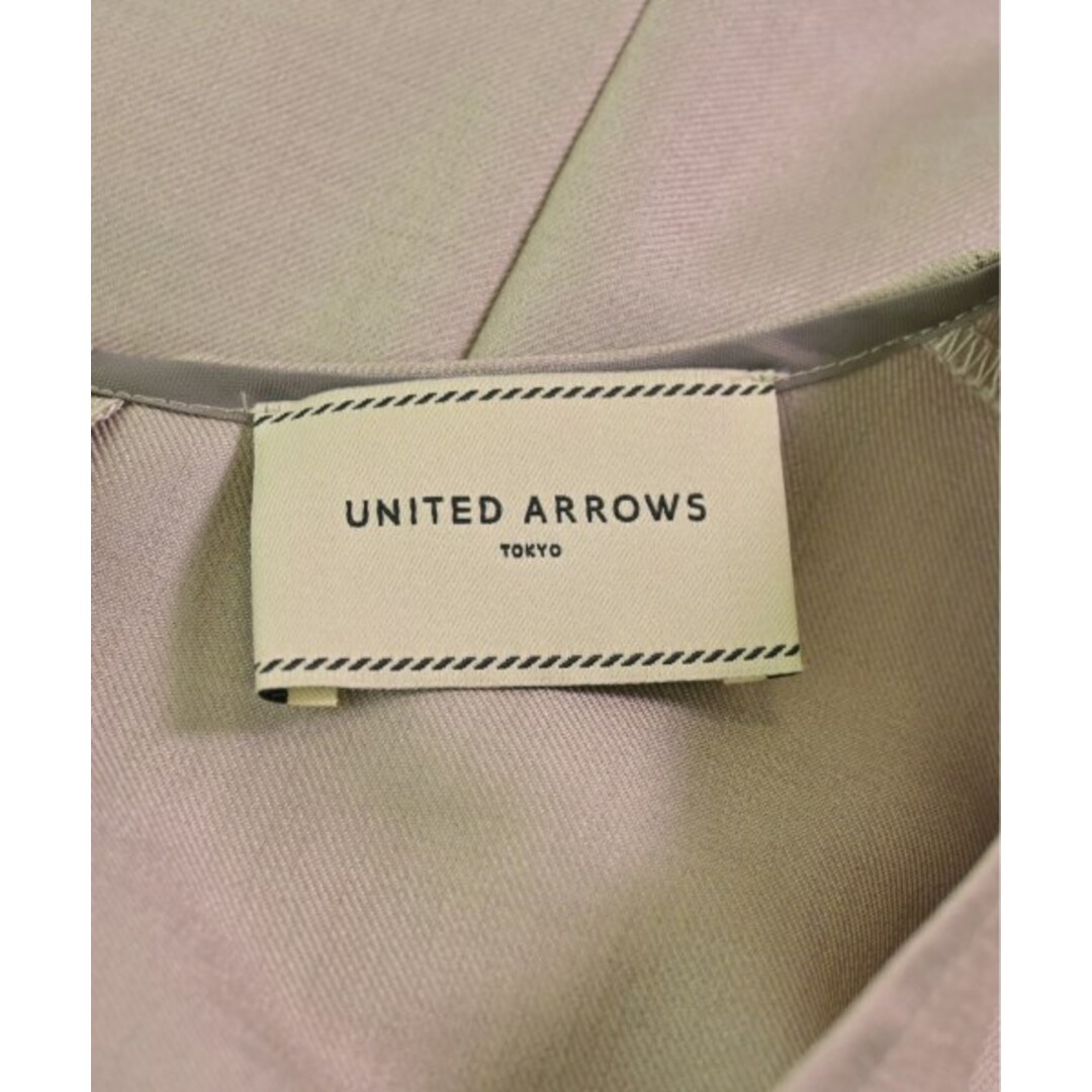 UNITED ARROWS(ユナイテッドアローズ)のUNITED ARROWS ワンピース 38(M位) ベージュ系 【古着】【中古】 レディースのワンピース(ひざ丈ワンピース)の商品写真