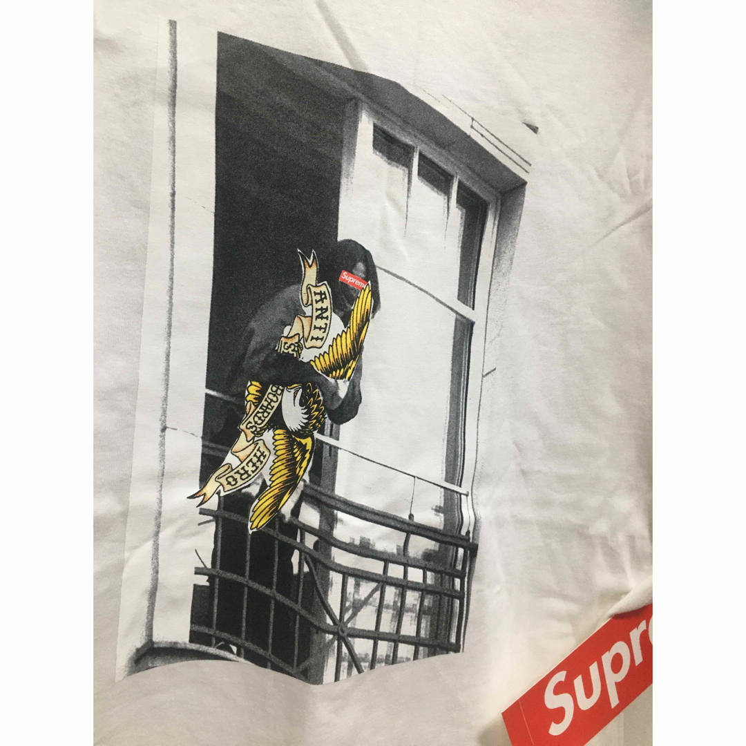 Anti Hero Balcony Tee メンズのトップス(Tシャツ/カットソー(半袖/袖なし))の商品写真