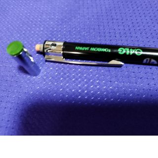 トンボガクセイフク(TOMBOW)のTOMBO0.4LG  日本製　超レアー未使用品(ペン/マーカー)