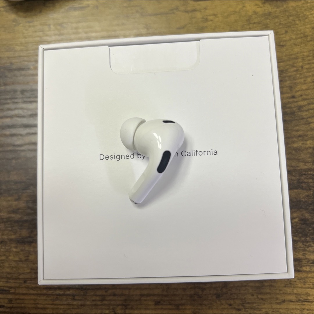 スマホ/家電/カメラApple Airpods Pro 第２世代　左側　左耳　左