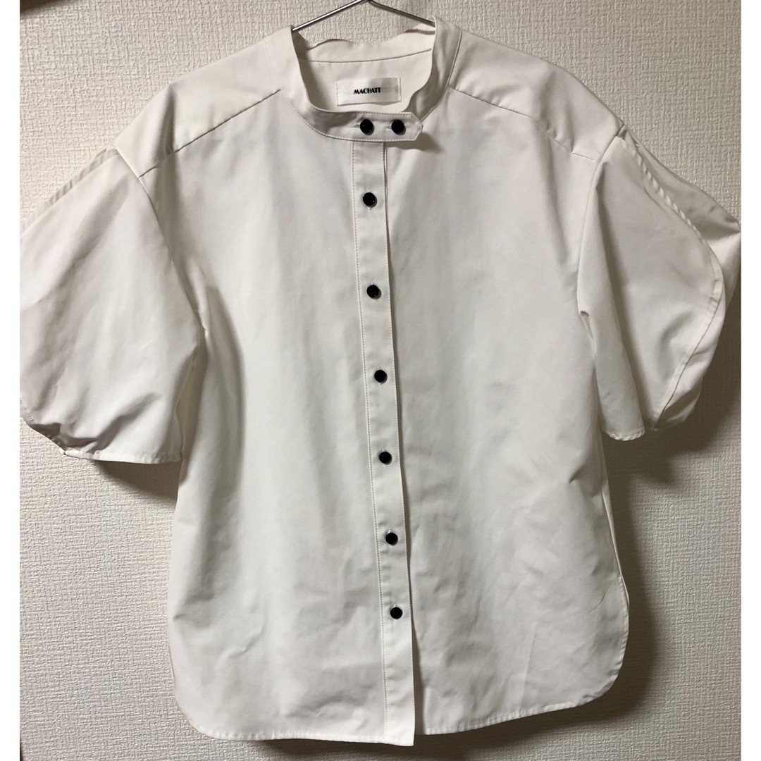 MACHATT パフスリーブWボタンシャツ レディースのトップス(シャツ/ブラウス(長袖/七分))の商品写真