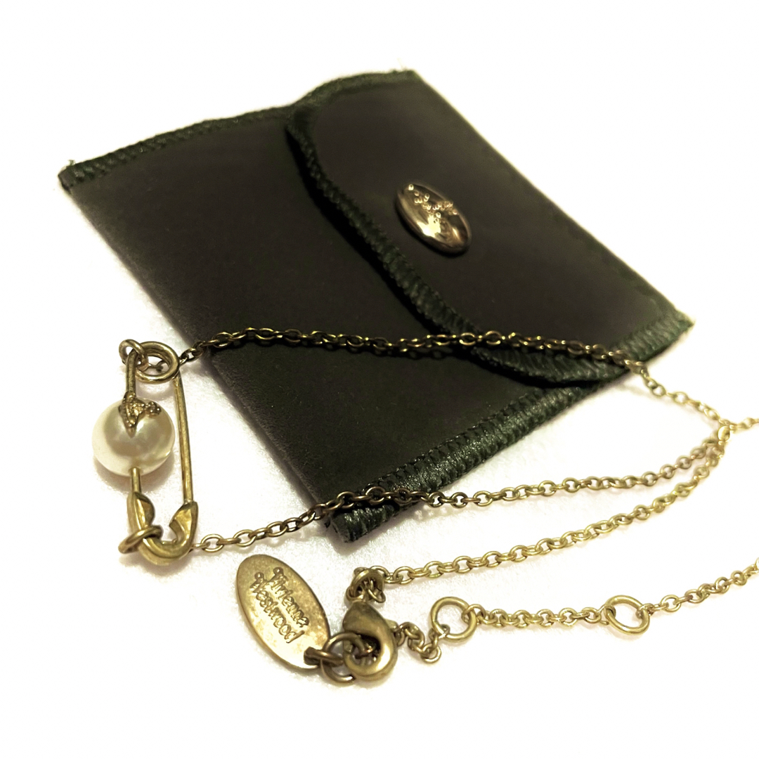 美品 ヴィヴィアンウエストウッド レジーナ スモールバス レリーフ ネックレス