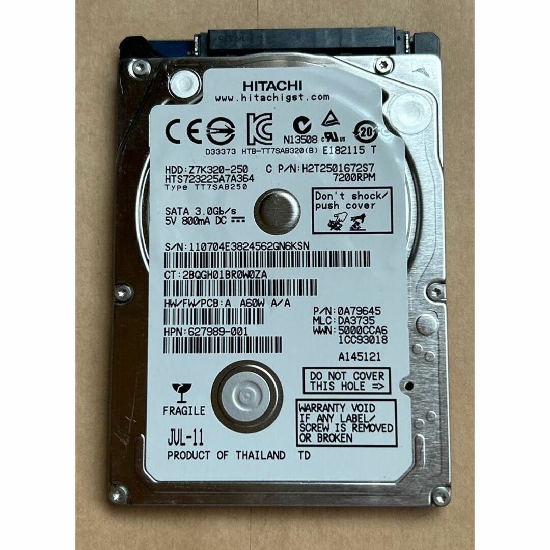ノートPC用HDD（ハードディスク、容量250GB）HTS723225A7A36 スマホ/家電/カメラのPC/タブレット(PCパーツ)の商品写真