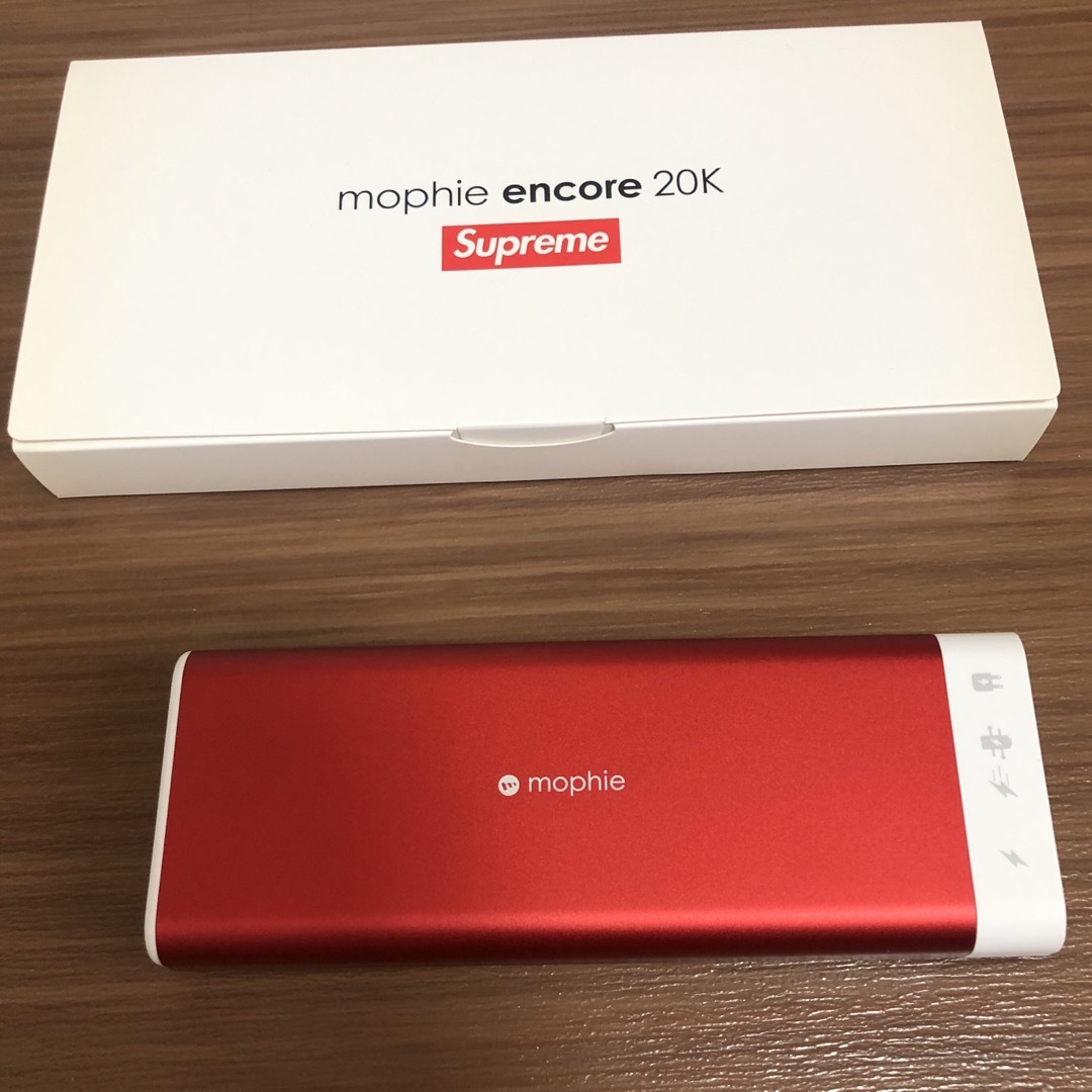 Supreme - supreme シュプリーム mophieモバイルバッテリーの Supreme - supreme シュプリーム mophieモバイルバッテリーの