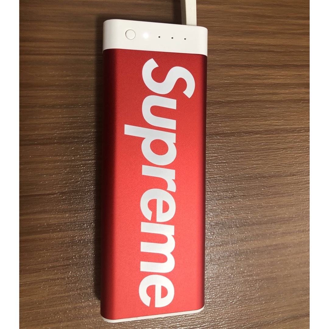 supreme シュプリーム mobilebattery モバイルバッテリー