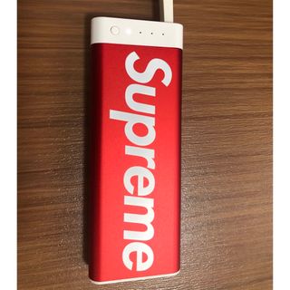 supreme シュプリーム mobilebattery モバイルバッテリー