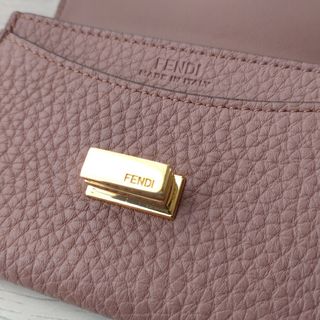 FENDI - FENDI✨ピーカブー 名刺入れ 美品✨の通販 by gororii____ta