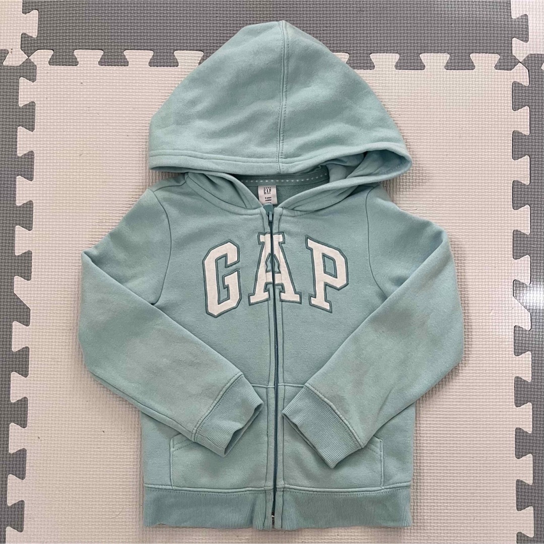 GAP Kids(ギャップキッズ)のGAP パーカー 110ライトブルー キッズ/ベビー/マタニティのキッズ服男の子用(90cm~)(ジャケット/上着)の商品写真