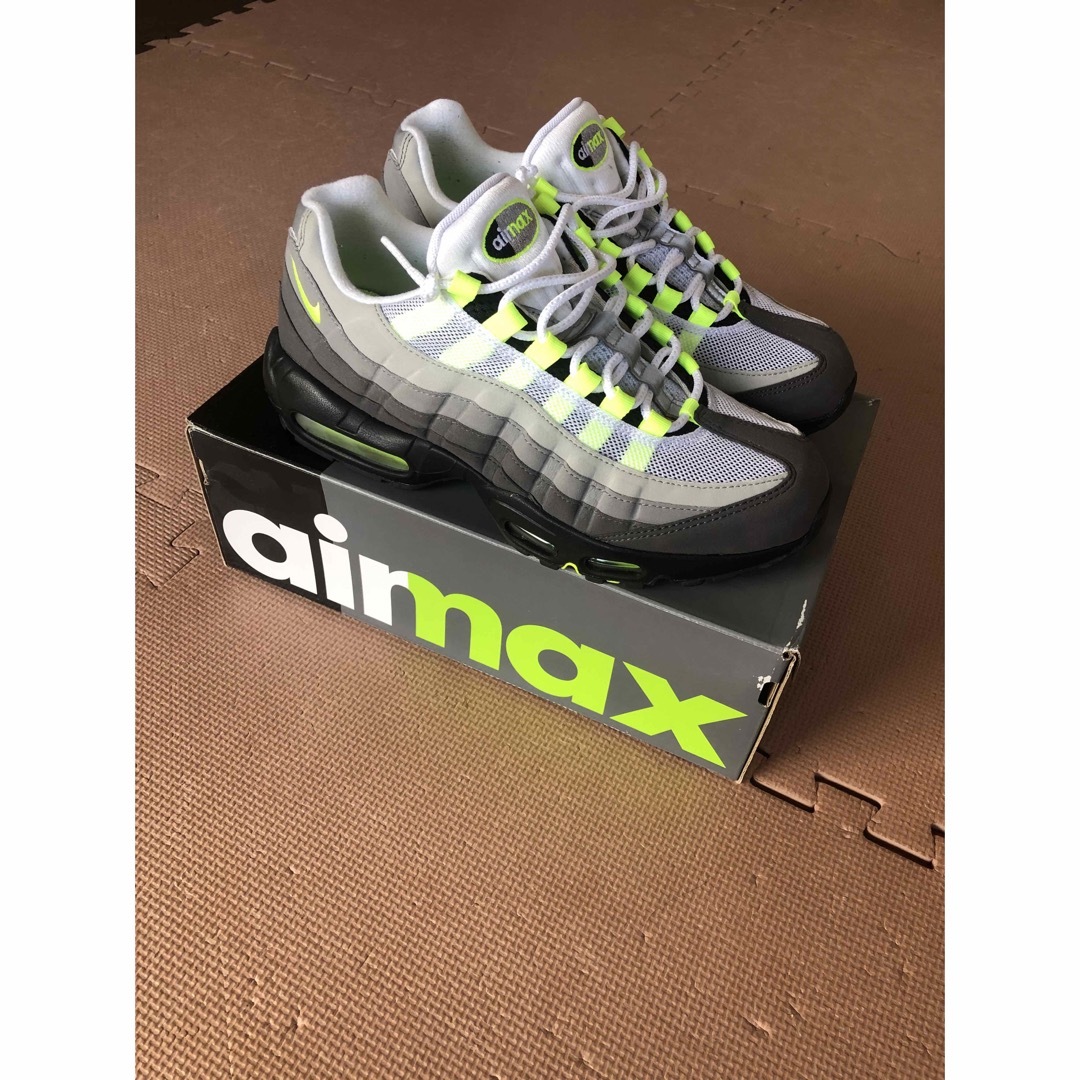 NIKE(ナイキ)のNIKE AIRMAX95 OG イエローグラデ 26.5cm エアマックス メンズの靴/シューズ(スニーカー)の商品写真