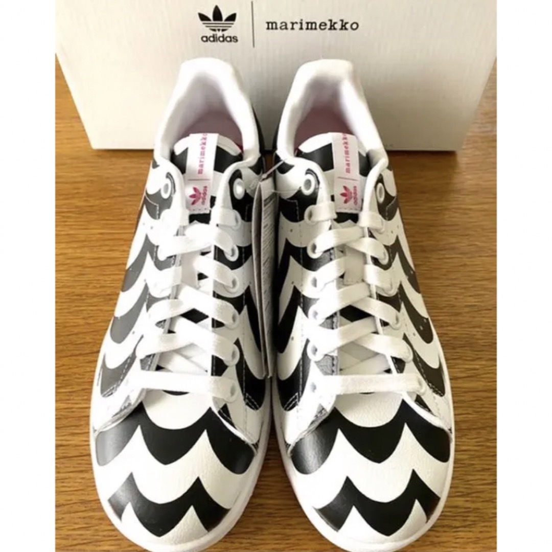 adidas(アディダス)のアディダス adidas x Marimekko マリメッコ スニーカー レディースの靴/シューズ(スニーカー)の商品写真