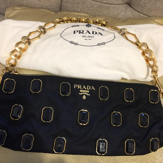 美品 早い者勝ち✨プラダ スタッツ ショルダーバッグ 熱販売 www