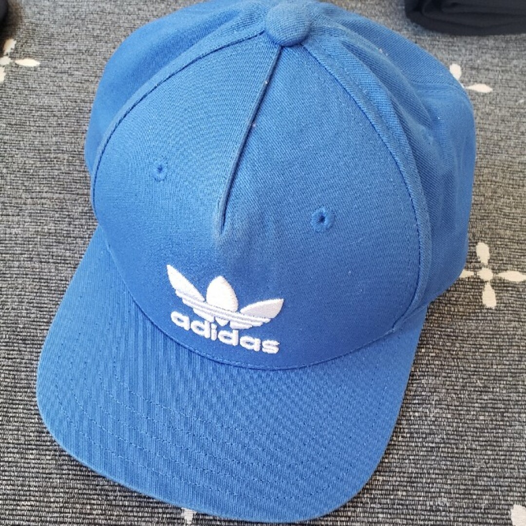 adidas(アディダス)のadidas　キャップ メンズの帽子(キャップ)の商品写真