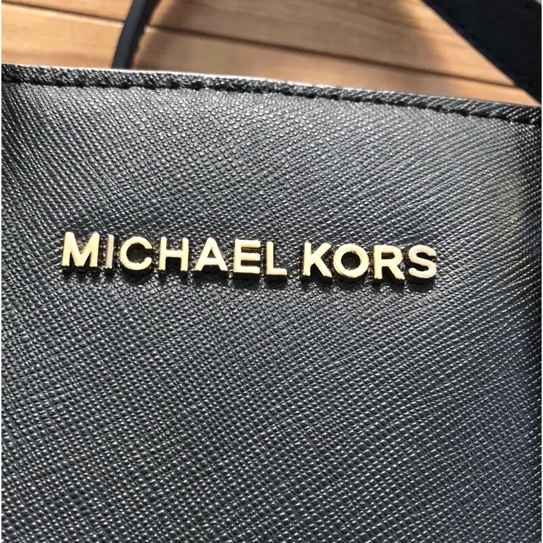 Michael Kors(マイケルコース)のマイケルコース　ディロン　Saffiano Leather DILLON レディースのバッグ(ショルダーバッグ)の商品写真