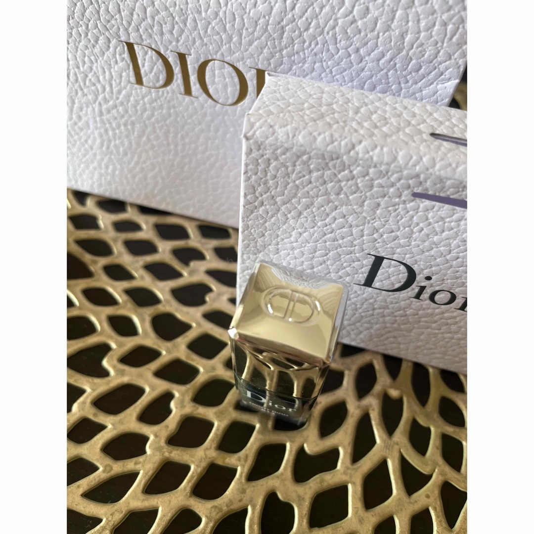 Christian Dior(クリスチャンディオール)のDior ナイトバード814 限定ネイル ポリッシュ マニキュア コスメ/美容のネイル(マニキュア)の商品写真