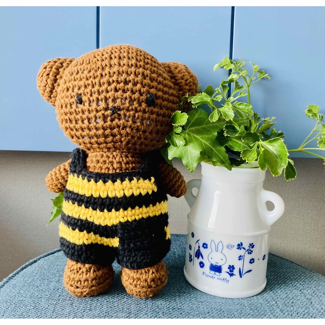 miffy(ミッフィー)のBoris Bear Bee overall Justdutch ハンドメイドのぬいぐるみ/人形(あみぐるみ)の商品写真