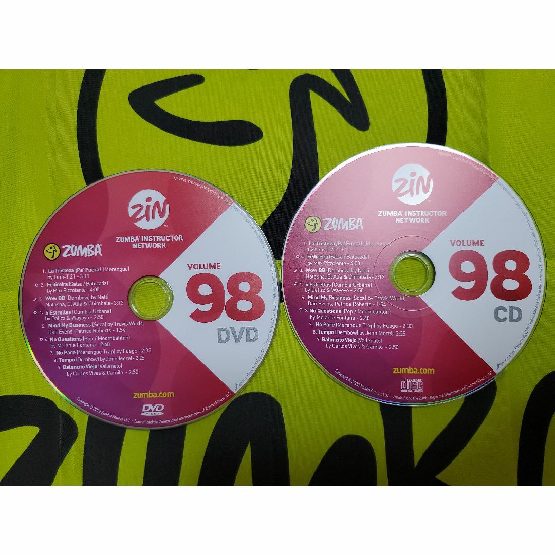 Zumba(ズンバ)のZUMBA　ズンバ　ZIN98　CD ＆ DVD　インストラクター専用 エンタメ/ホビーのDVD/ブルーレイ(スポーツ/フィットネス)の商品写真