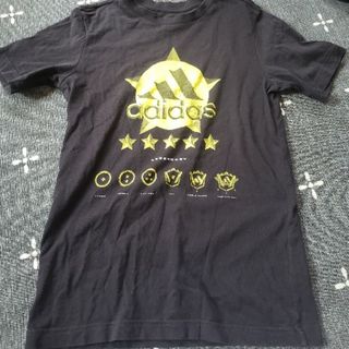 アディダス(adidas)のadidas　Tシャツ(Tシャツ/カットソー)