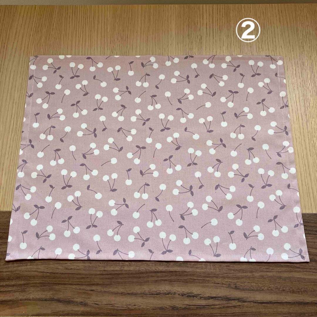 ランチョンマット 35×45 リボン さくらんぼ 完成品セレクト - 外出用品