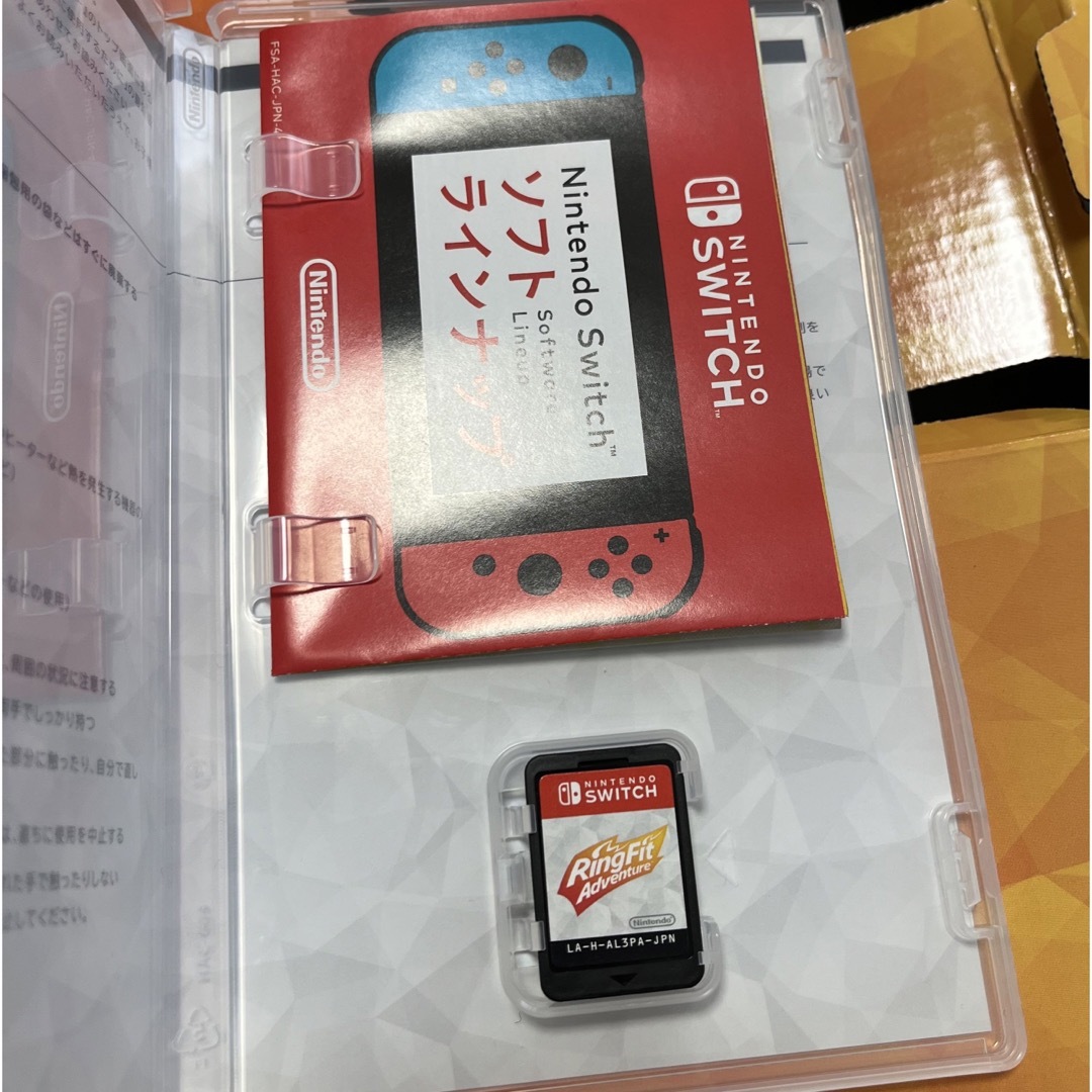 Nintendo Switch(ニンテンドースイッチ)の【美品】リングフィットアドベンチャー　Switch エンタメ/ホビーのゲームソフト/ゲーム機本体(家庭用ゲームソフト)の商品写真