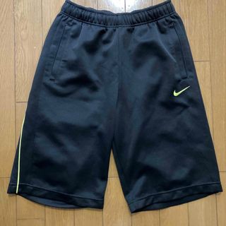 ナイキ(NIKE)のNIKE ナイキ ハーフパンツ　S(ウェア)