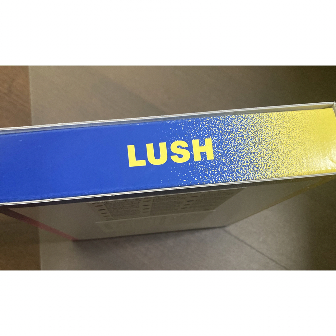 LUSH(ラッシュ)のラッシュ　LUSH 四季の一服　バスボム コスメ/美容のボディケア(入浴剤/バスソルト)の商品写真