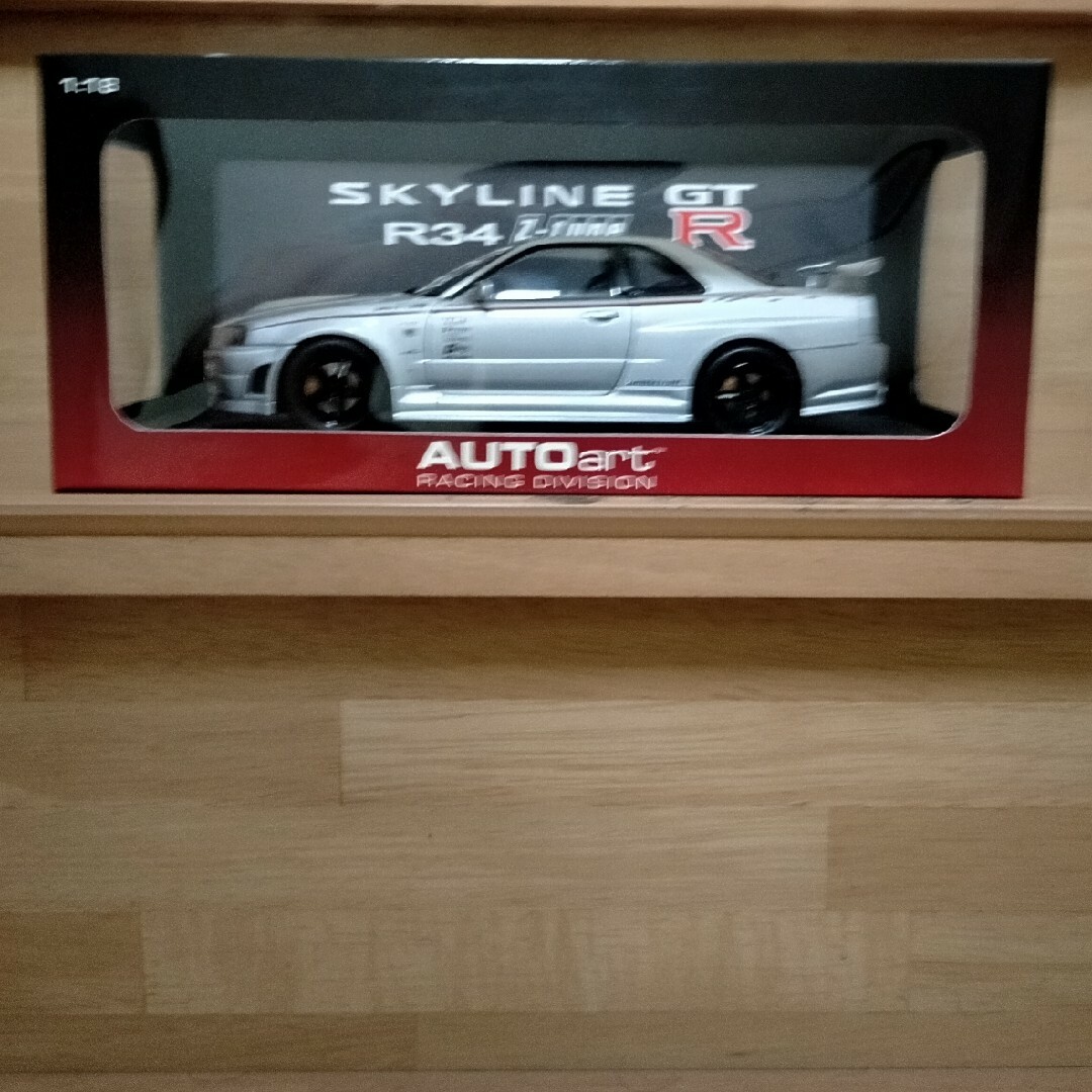 絶版　スカイライン　1/18　オートアート　R34 GT-R Ｚ tuneミニカー