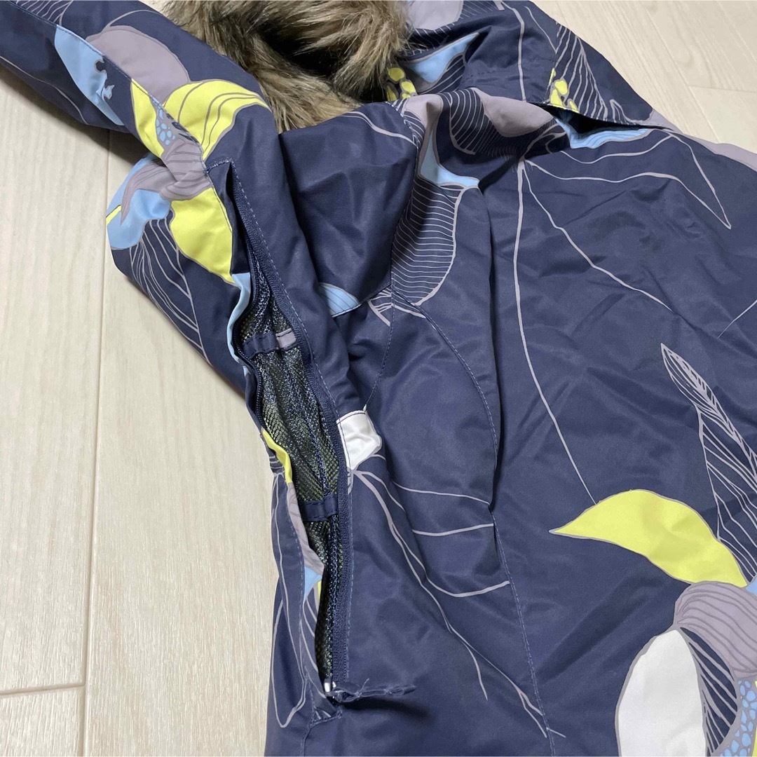 【最値下げしました】美品 Roxy スノージャケット