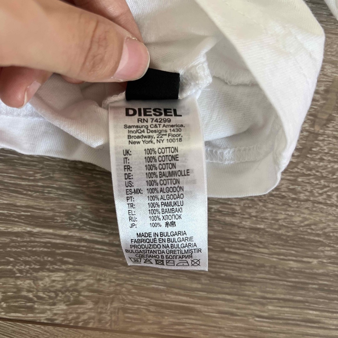 DIESEL(ディーゼル)のDIESEL Tシャツ キッズ/ベビー/マタニティのベビー服(~85cm)(Ｔシャツ)の商品写真