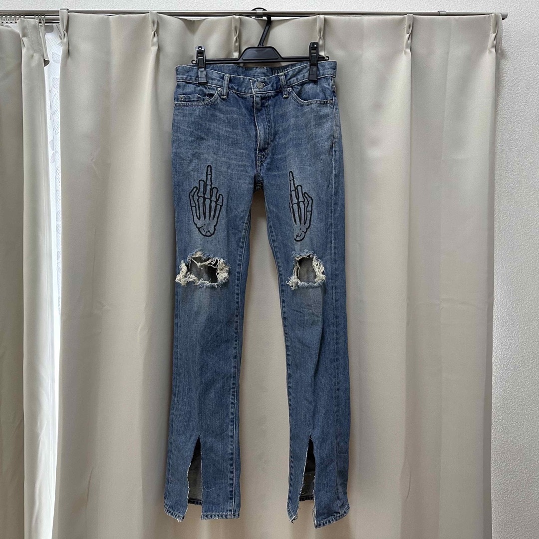 HYSTERIC GLAMOUR(ヒステリックグラマー)のヒステリックグラマー　MIDDLE FINGERブーツカットデニムパンツ28in レディースのパンツ(デニム/ジーンズ)の商品写真