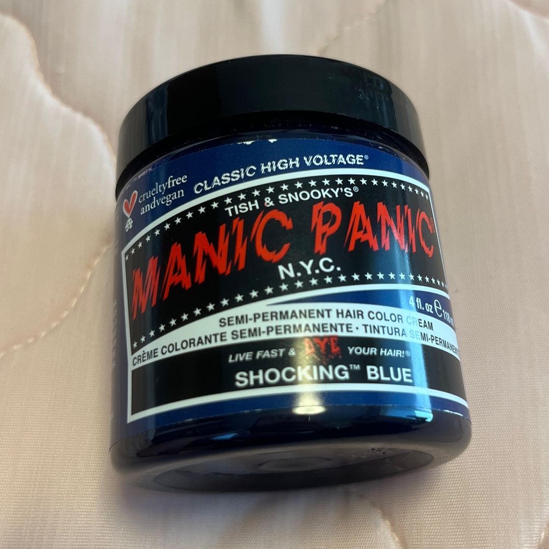 MANIC PANIC(マニックパニック)の【値下げ】マニックパニック　ヘアカラークリーム　ショッキングブルー コスメ/美容のヘアケア/スタイリング(カラーリング剤)の商品写真